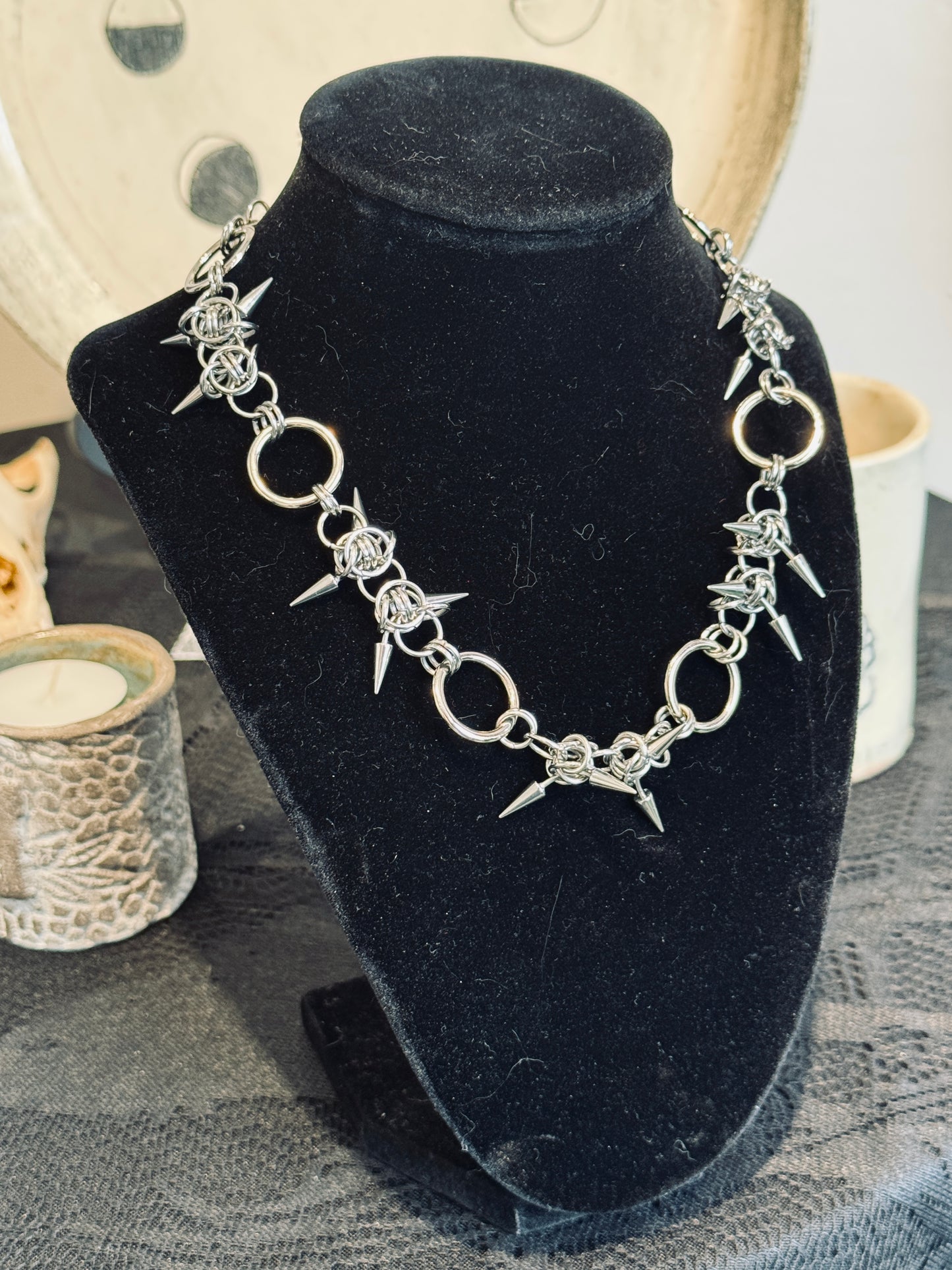"Thorns" necklace by Alix Holly