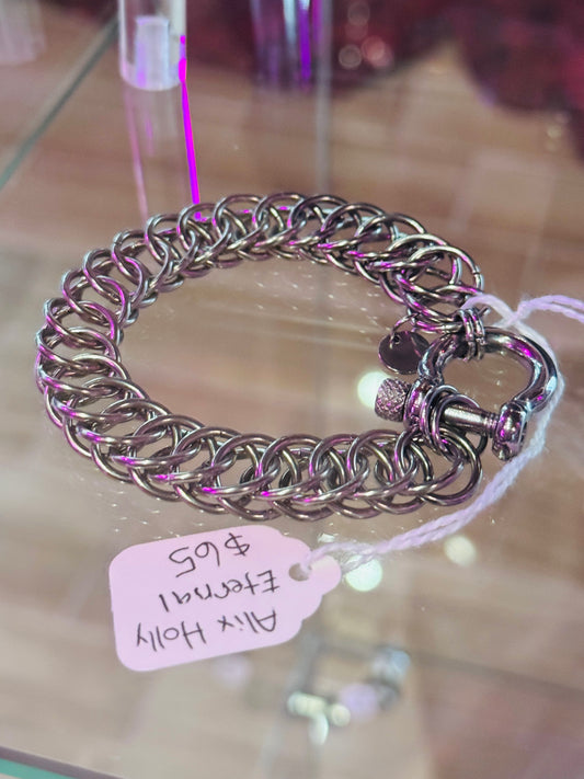 "Eternal" bracelet by Alix Holly