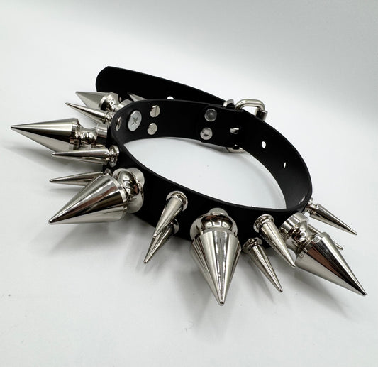 Blighted Choker by Cult of Asmodeus